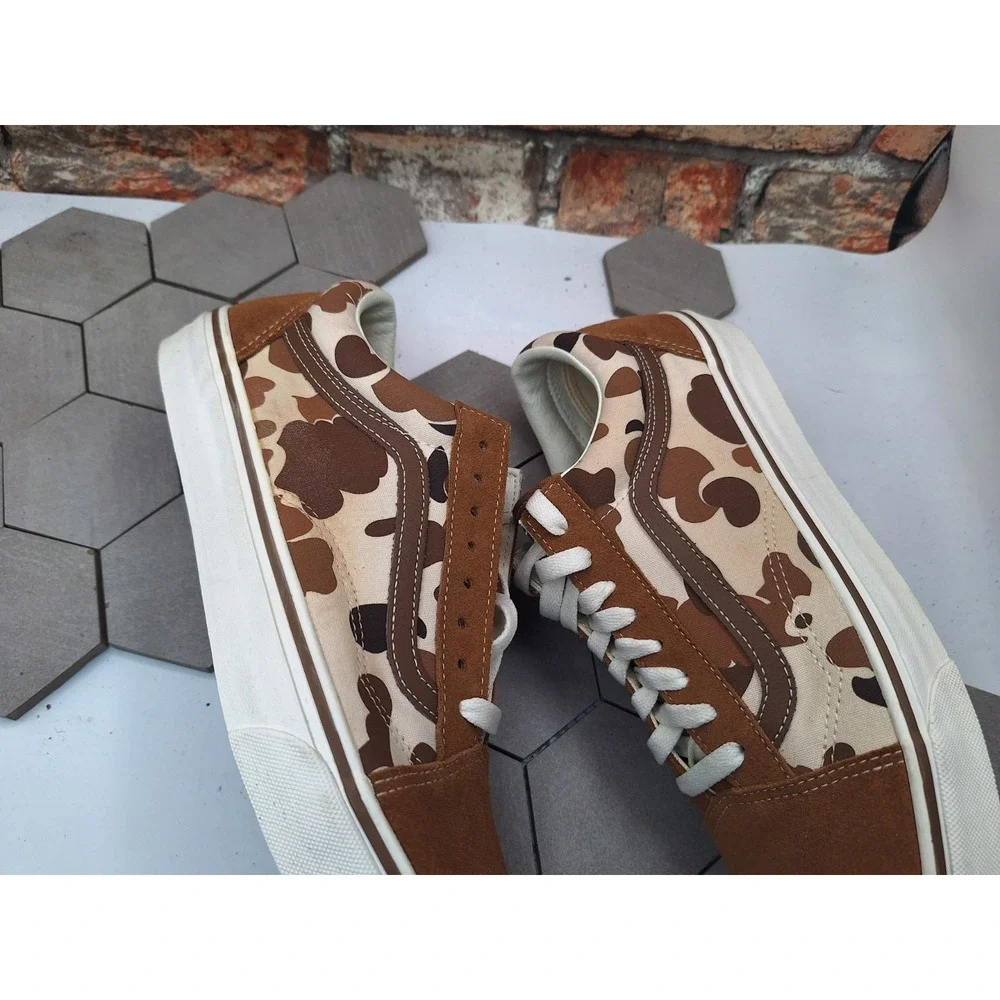 Vans title old